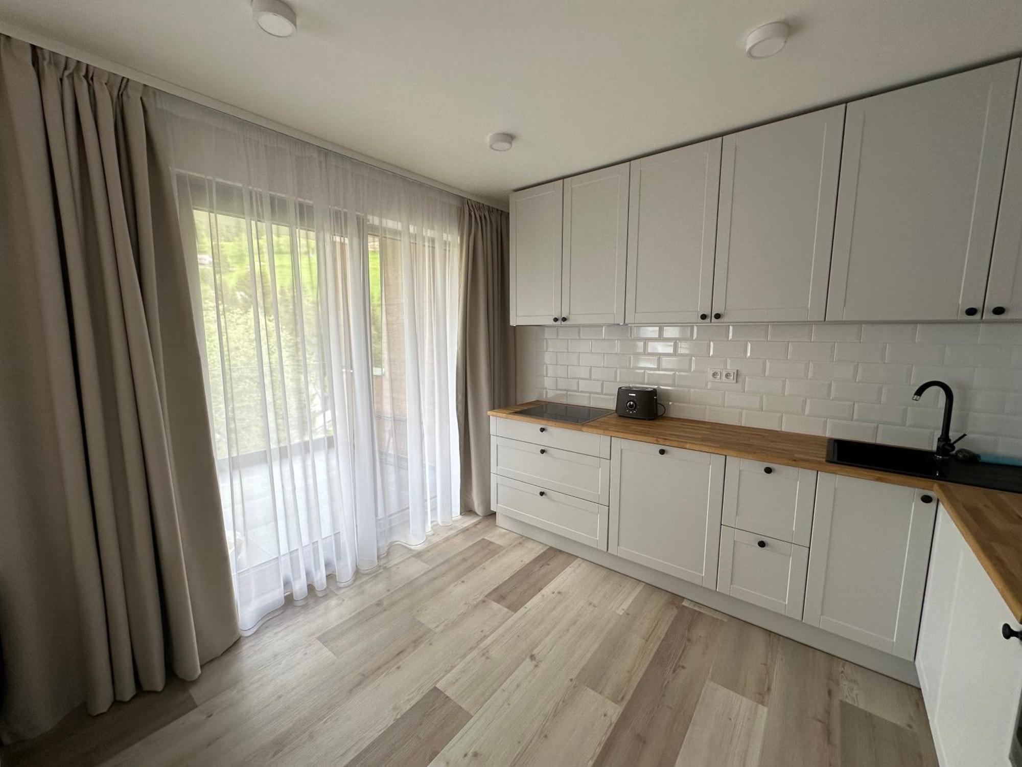 Apartman Oriens Пец под Снежко Екстериор снимка